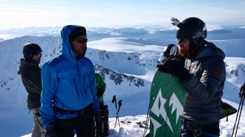 snowboard splitboard hiking